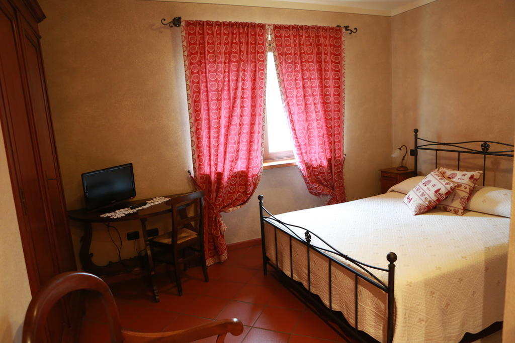 فيلا Revelloفي Agriturismo La Virginia المظهر الخارجي الصورة